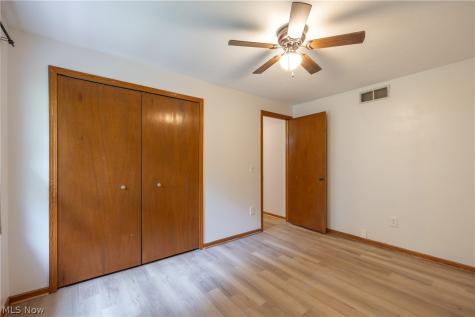 13340 Cinnamon Lane Ave. NW Avenue NW Mogadore OH 44260