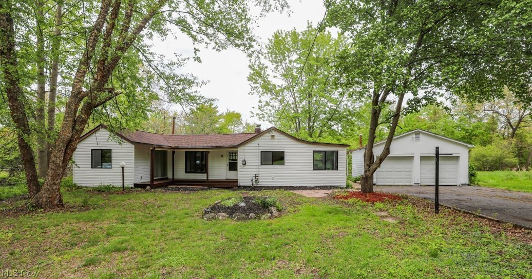 701 Portage Lakes Drive Coventry OH 44319