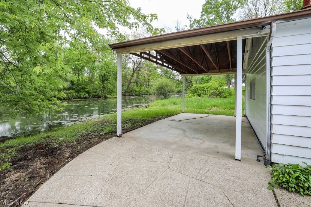 701 Portage Lakes Drive Coventry OH 44319