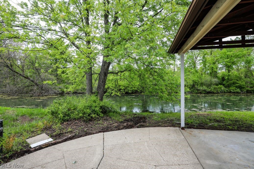 701 Portage Lakes Drive Coventry OH 44319
