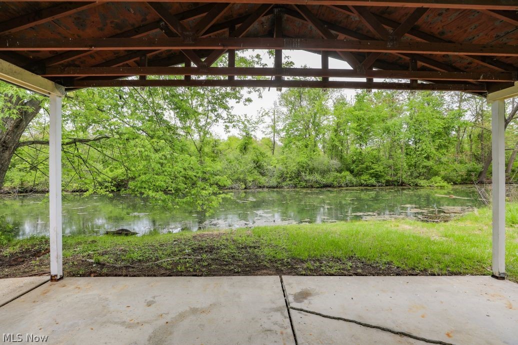 701 Portage Lakes Drive Coventry OH 44319