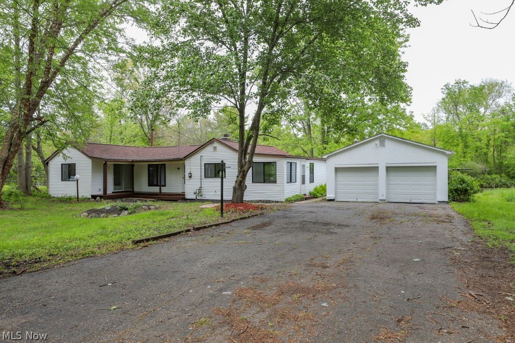 701 Portage Lakes Drive Coventry OH 44319