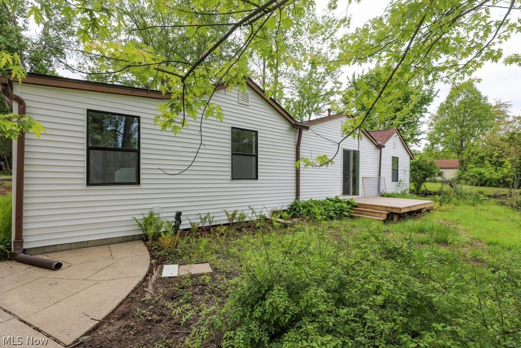 701 Portage Lakes Drive Coventry OH 44319