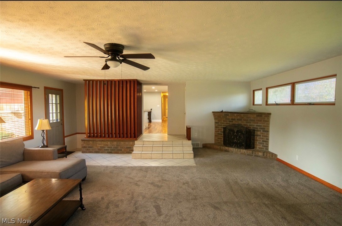 6262 W Liberty Hubbard OH 44425
