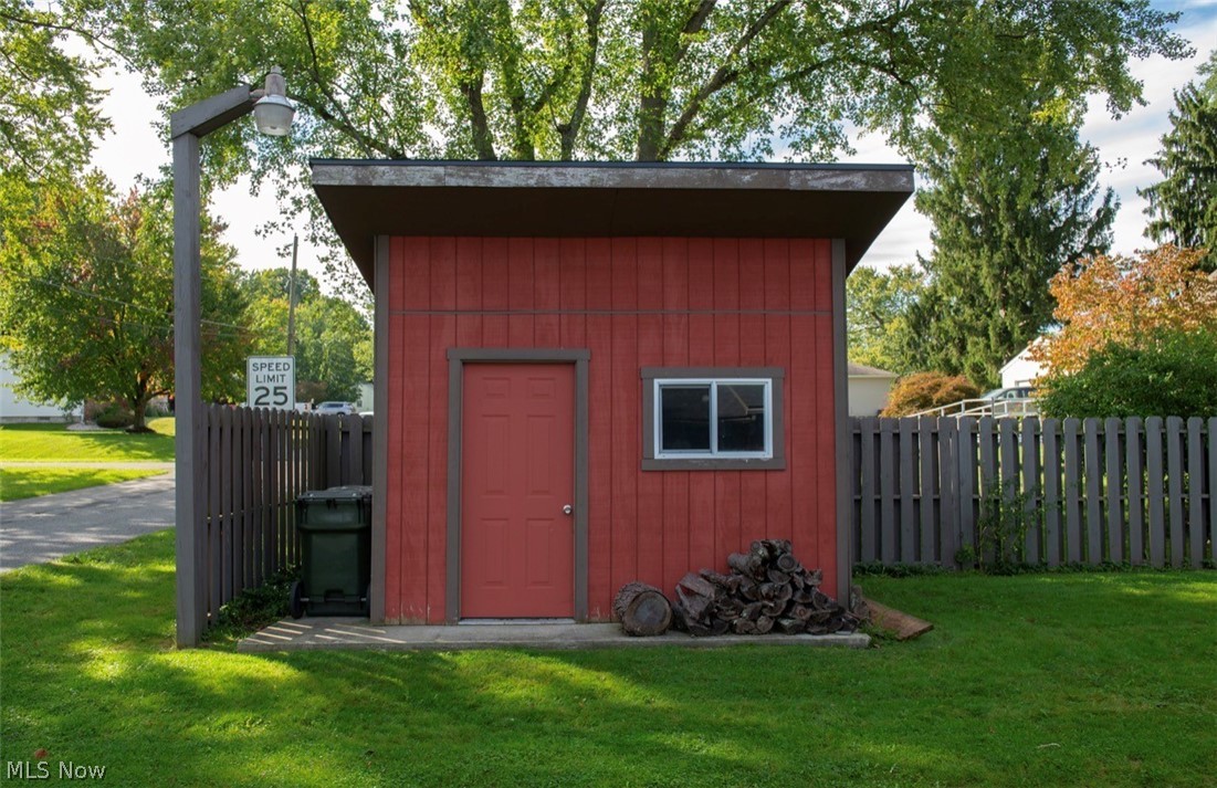 6262 W Liberty Hubbard OH 44425