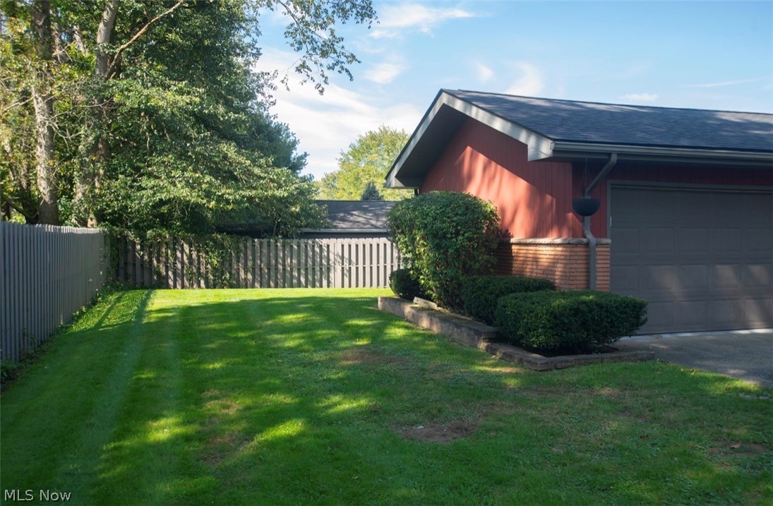 6262 W Liberty Hubbard OH 44425