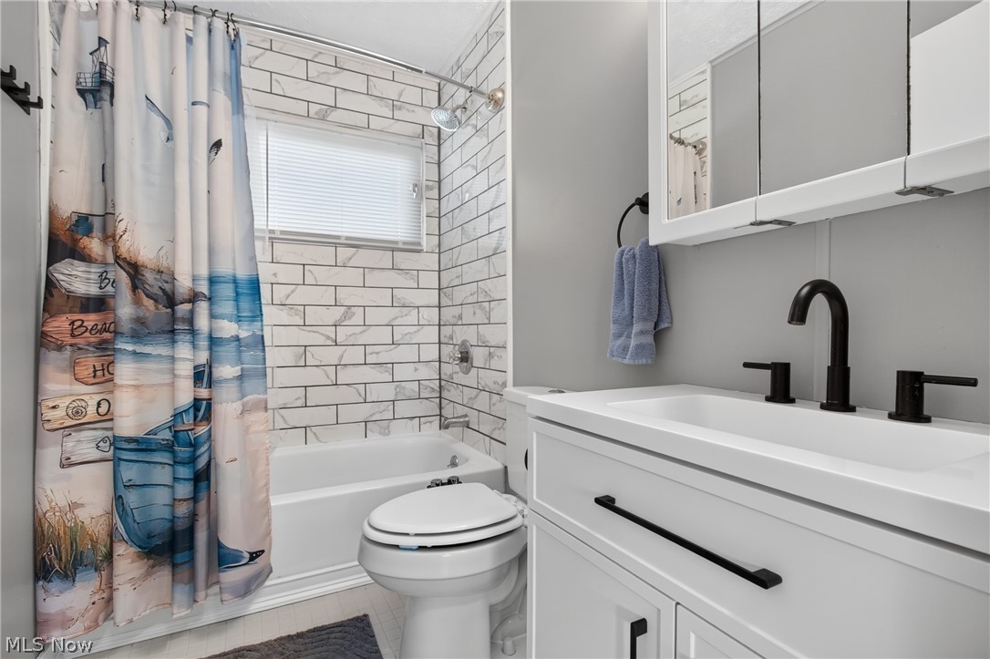 5149 Langfitt Street Vermilion OH 44089