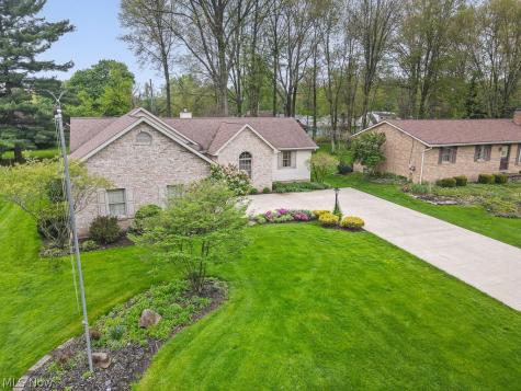 392 Maplewood Drive Alliance OH 44601