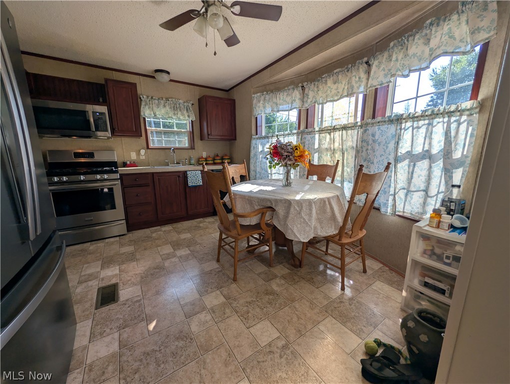 6615 Cleveland Road Ravenna OH 44266