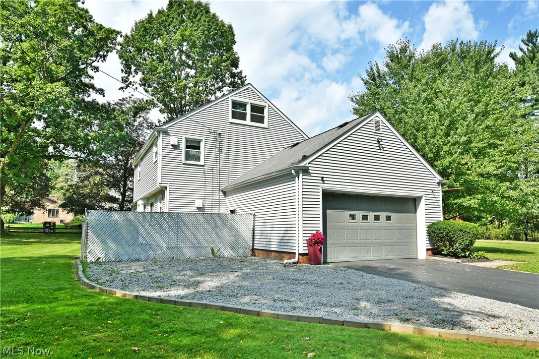 825 Ravine Drive Youngstown OH 44505