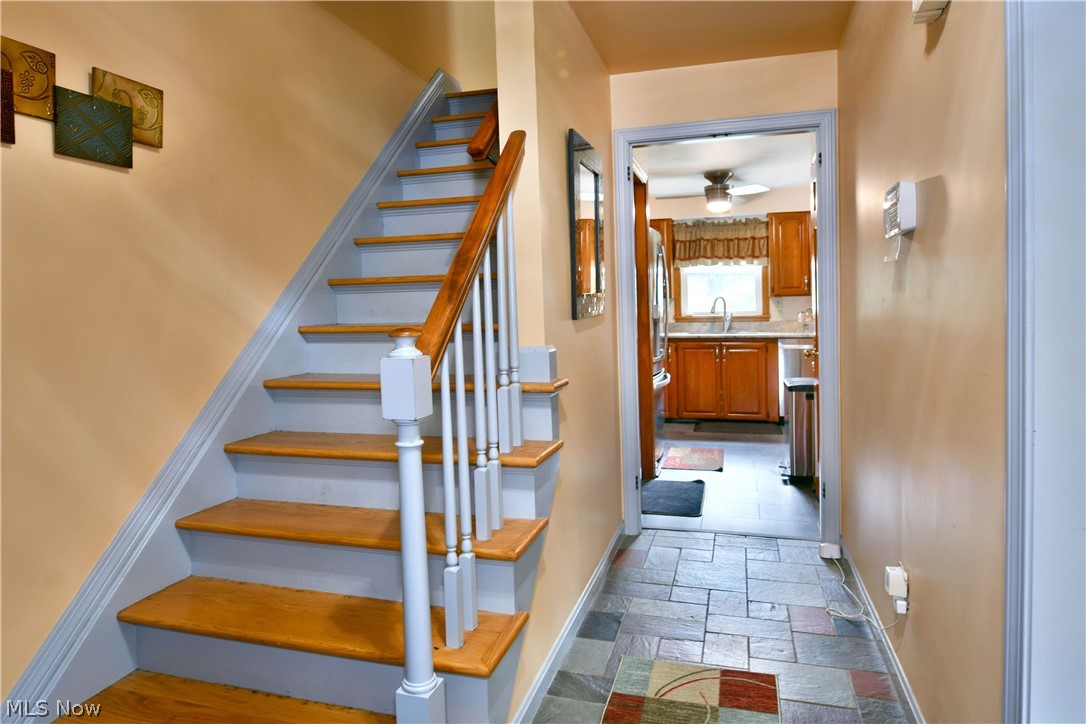 825 Ravine Drive Youngstown OH 44505