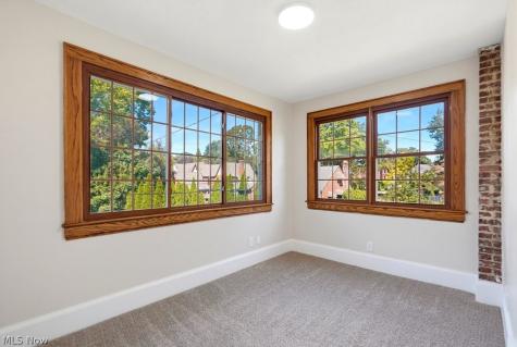 1395 W Market Street Akron OH 44313