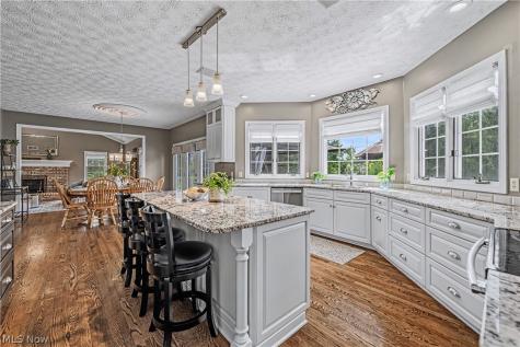 7624 Hempfield Lane Hudson OH 44236