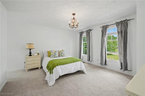 7624 Hempfield Lane Hudson OH 44236