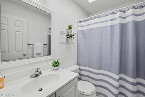 7624 Hempfield Lane Hudson OH 44236