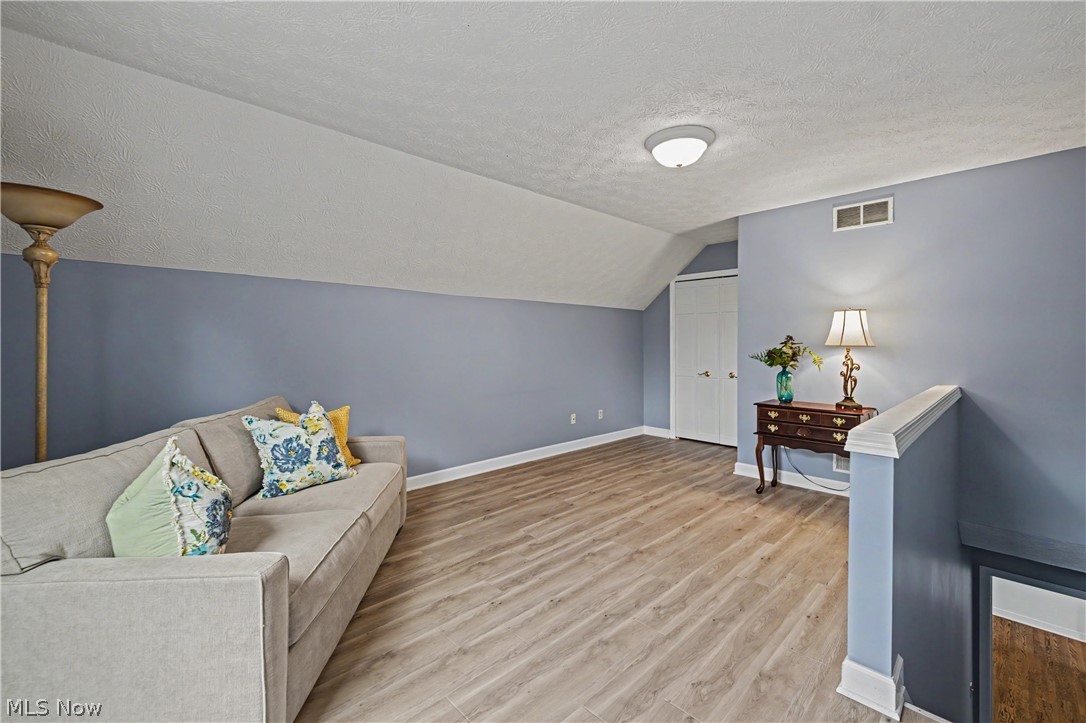 7624 Hempfield Lane Hudson OH 44236