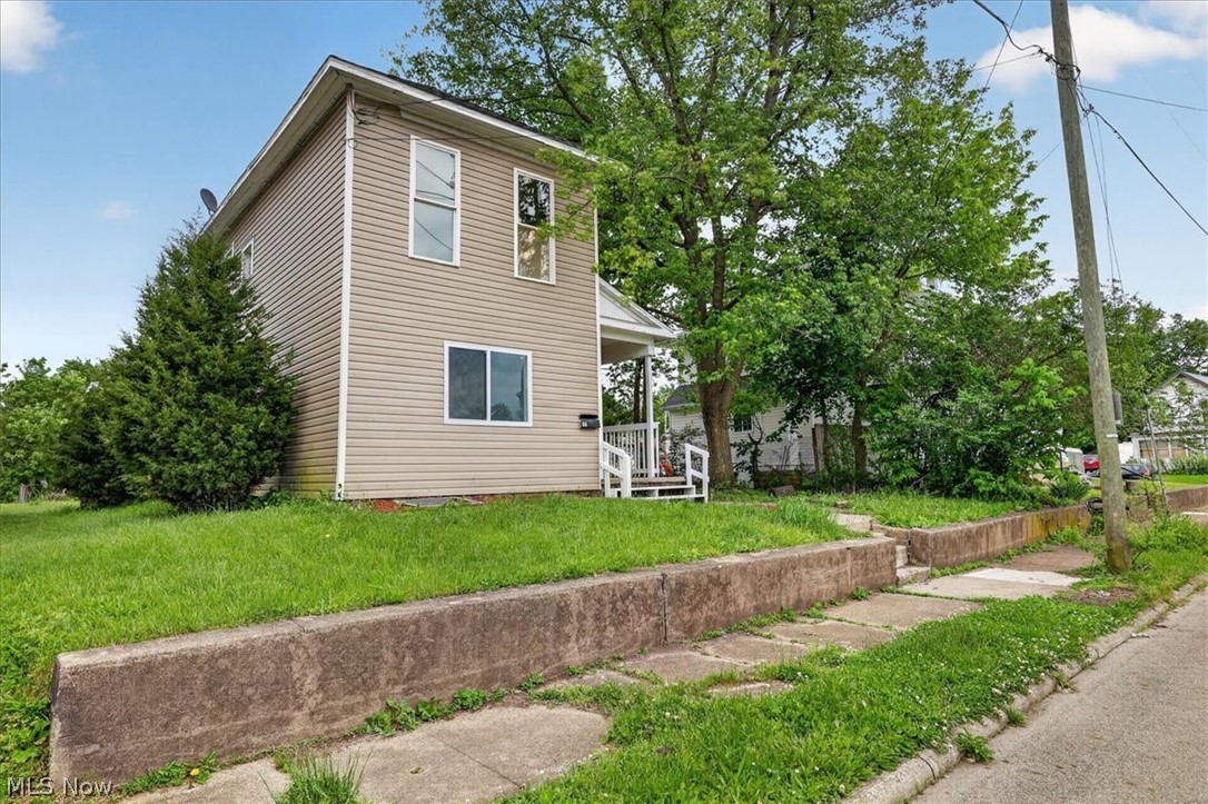 84 Curtis Avenue Newark OH 43055