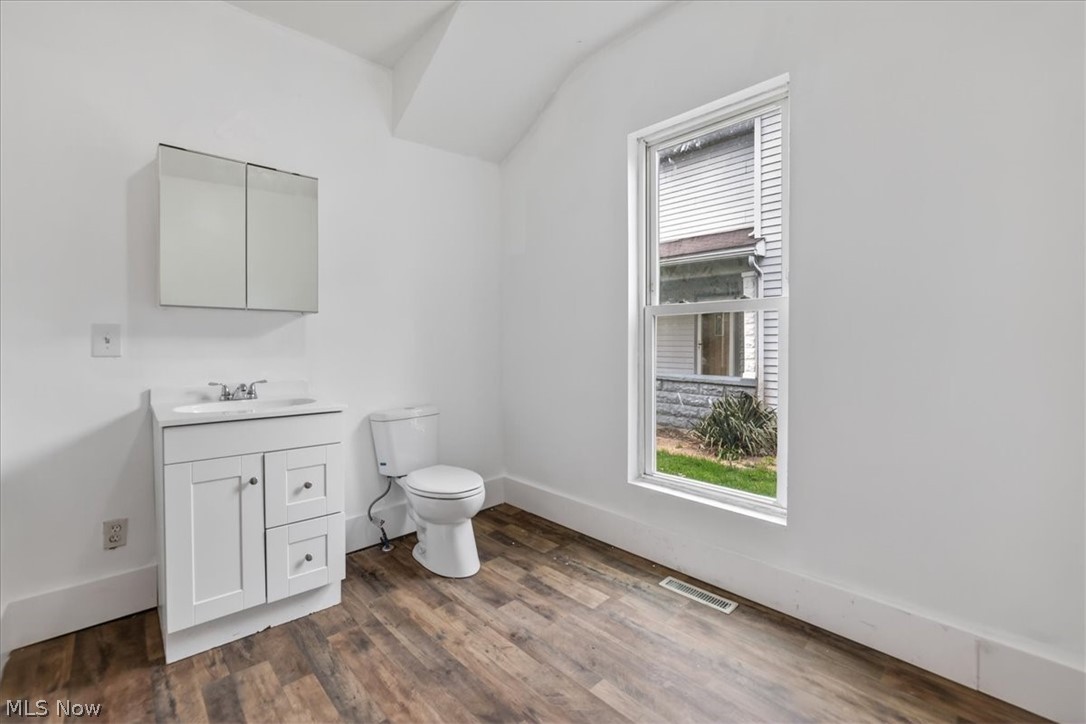 84 Curtis Avenue Newark OH 43055
