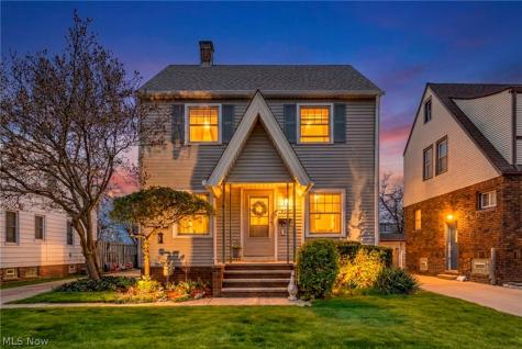2902 Marmore Avenue Parma OH 44134