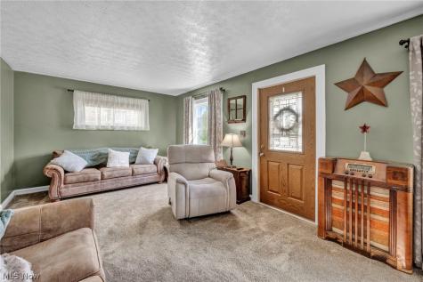 2902 Marmore Avenue Parma OH 44134