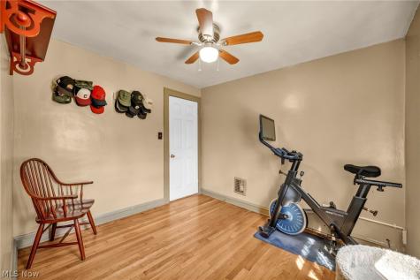 2902 Marmore Avenue Parma OH 44134