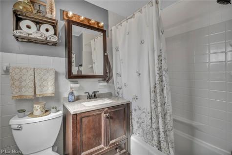 2902 Marmore Avenue Parma OH 44134