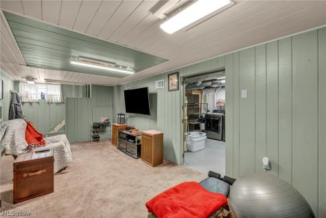 2902 Marmore Avenue Parma OH 44134