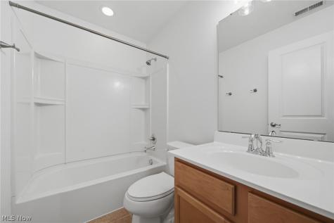 846 Hilliary Lane Aurora OH 44202