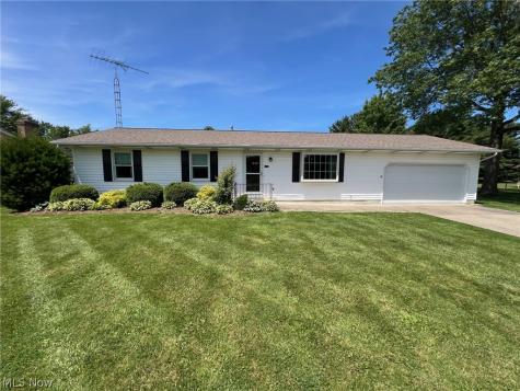 1018 Foxmoor Lane Ashland OH 44805