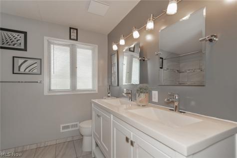 2784 Burden Drive Parma OH 44134