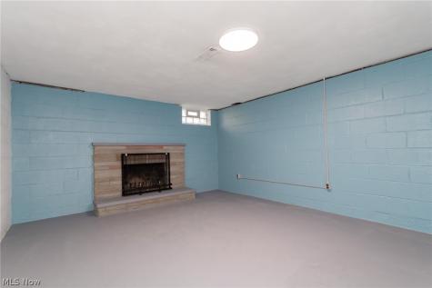2784 Burden Drive Parma OH 44134