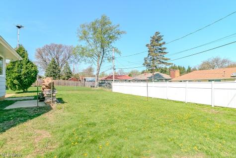 2784 Burden Drive Parma OH 44134