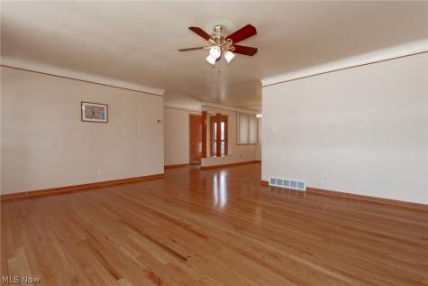 2784 Burden Drive Parma OH 44134