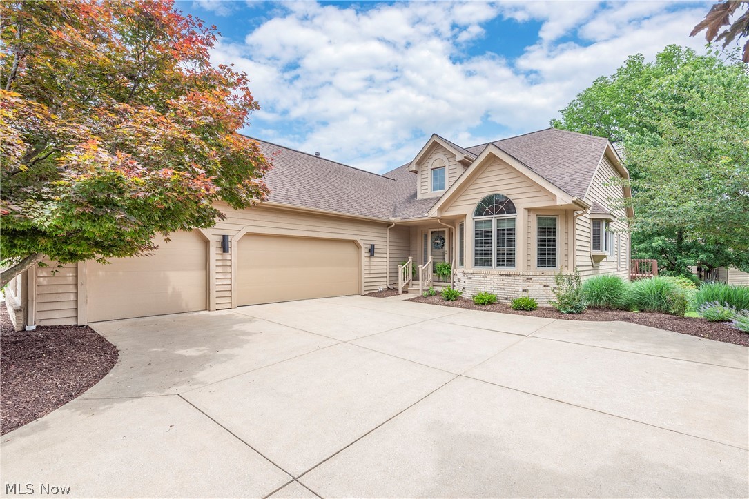2137 Waters Edge Drive Westlake OH 44145