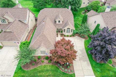 2137 Waters Edge Drive Westlake OH 44145