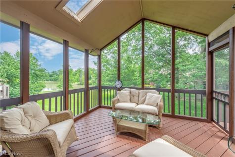 2137 Waters Edge Drive Westlake OH 44145