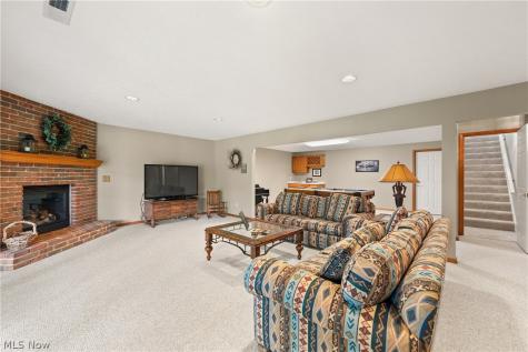 2137 Waters Edge Drive Westlake OH 44145