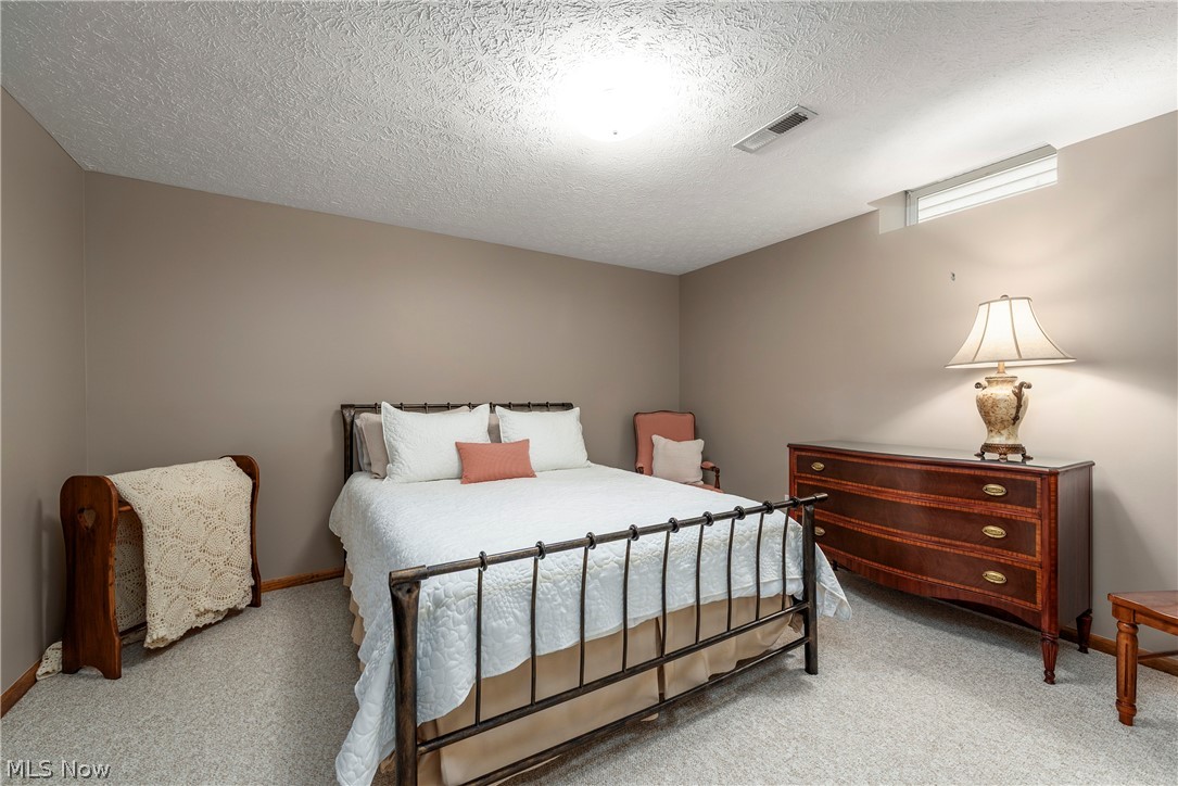 2137 Waters Edge Drive Westlake OH 44145