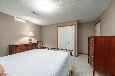 2137 Waters Edge Drive Westlake OH 44145