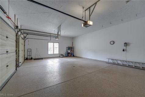 2137 Waters Edge Drive Westlake OH 44145