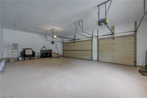 2137 Waters Edge Drive Westlake OH 44145