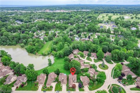 2137 Waters Edge Drive Westlake OH 44145