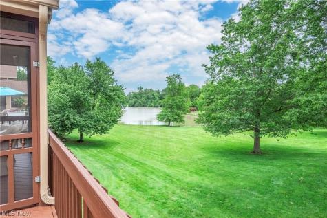 2137 Waters Edge Drive Westlake OH 44145