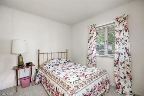 166 Caroline Street Elyria OH 44035
