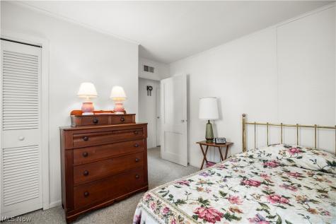 166 Caroline Street Elyria OH 44035