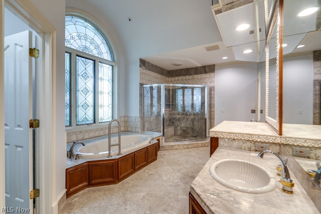 4171 Glenmoor Road NW Canton OH 44718