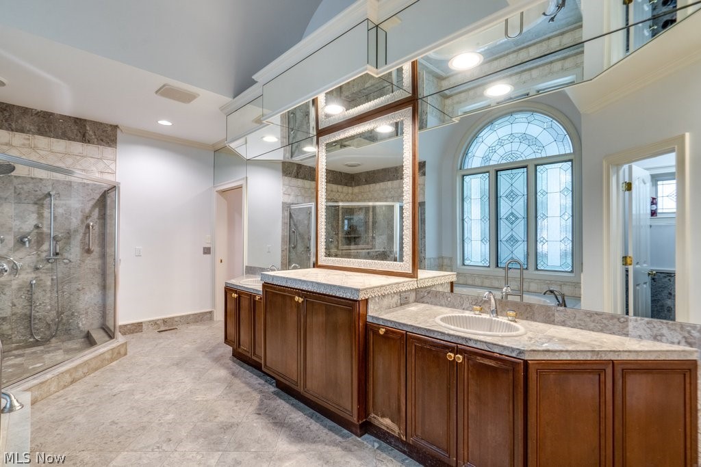 4171 Glenmoor Road NW Canton OH 44718
