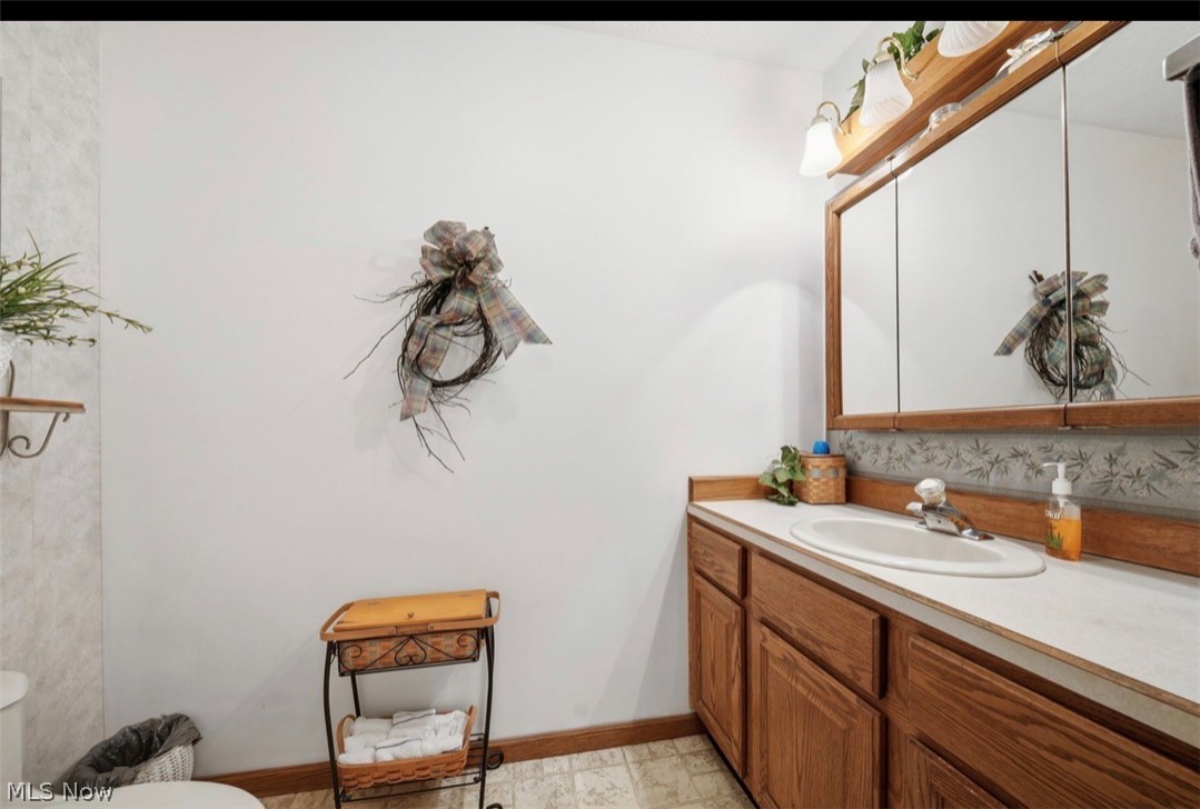 3556 Lake Road Conneaut OH 44030