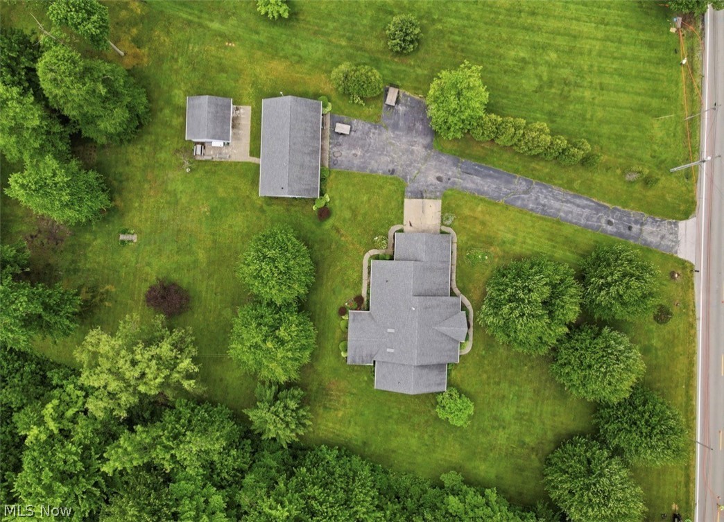 3556 Lake Road Conneaut OH 44030