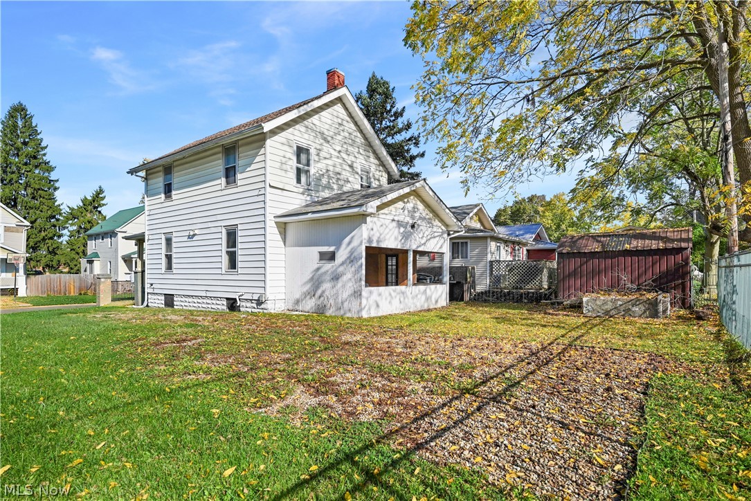 729 Bonnie Brae Avenue SE Warren OH 44484